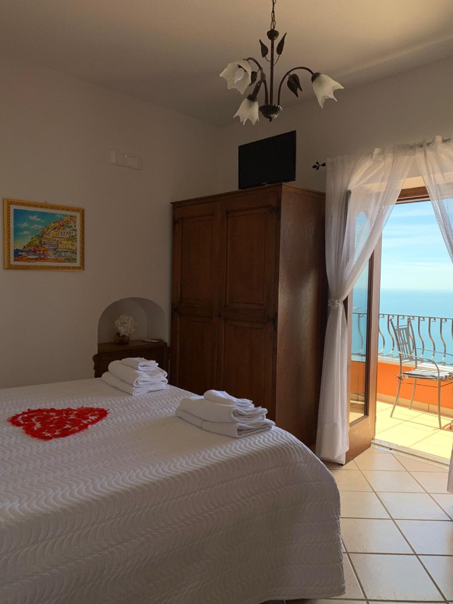 Anna Apartment Positano Exteriör bild
