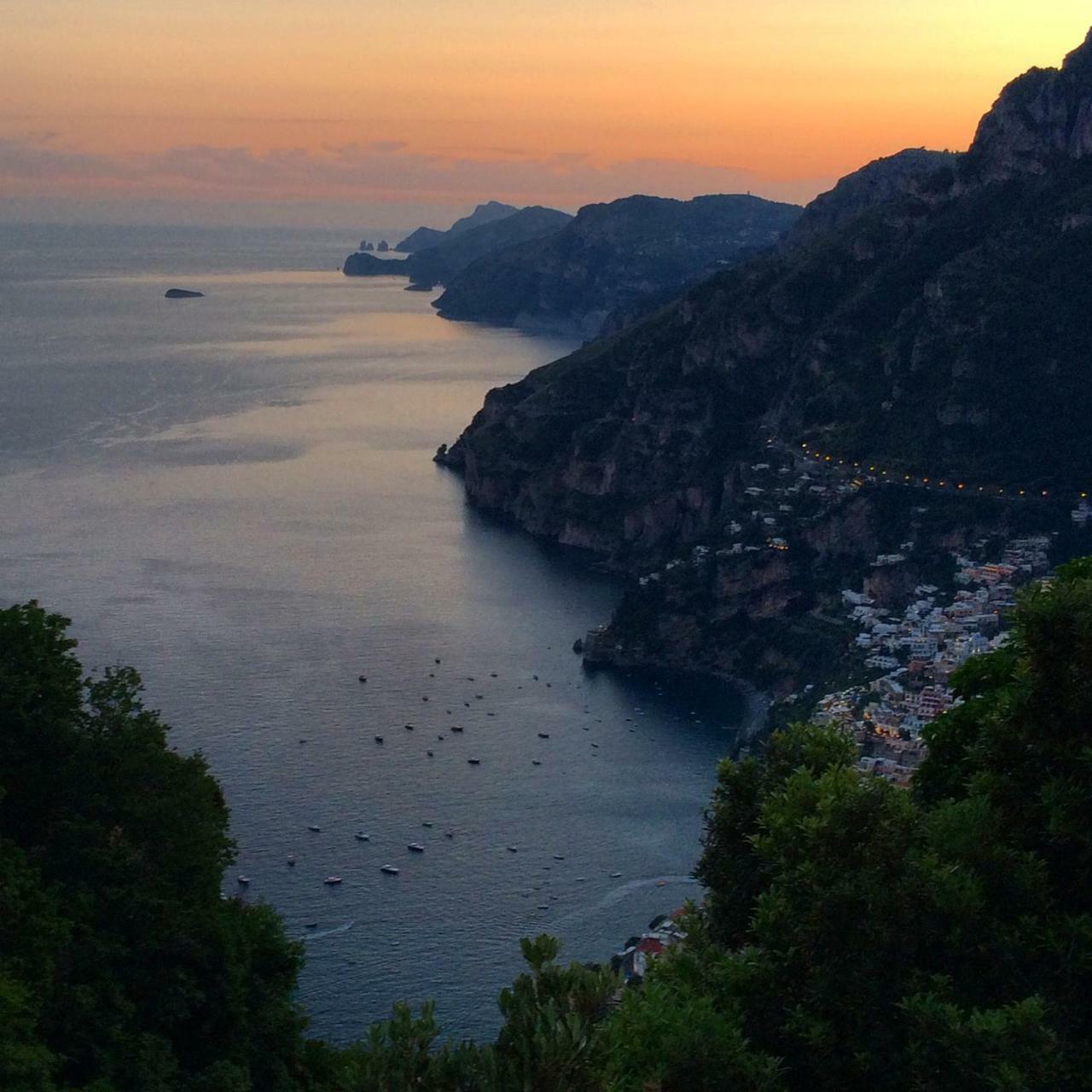 Anna Apartment Positano Exteriör bild