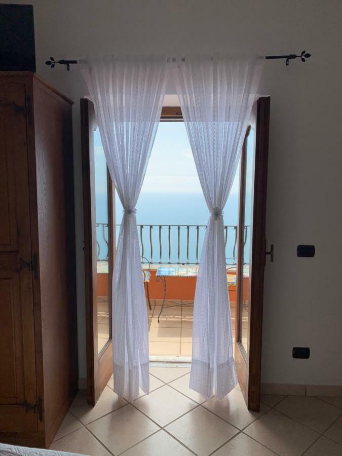 Anna Apartment Positano Exteriör bild